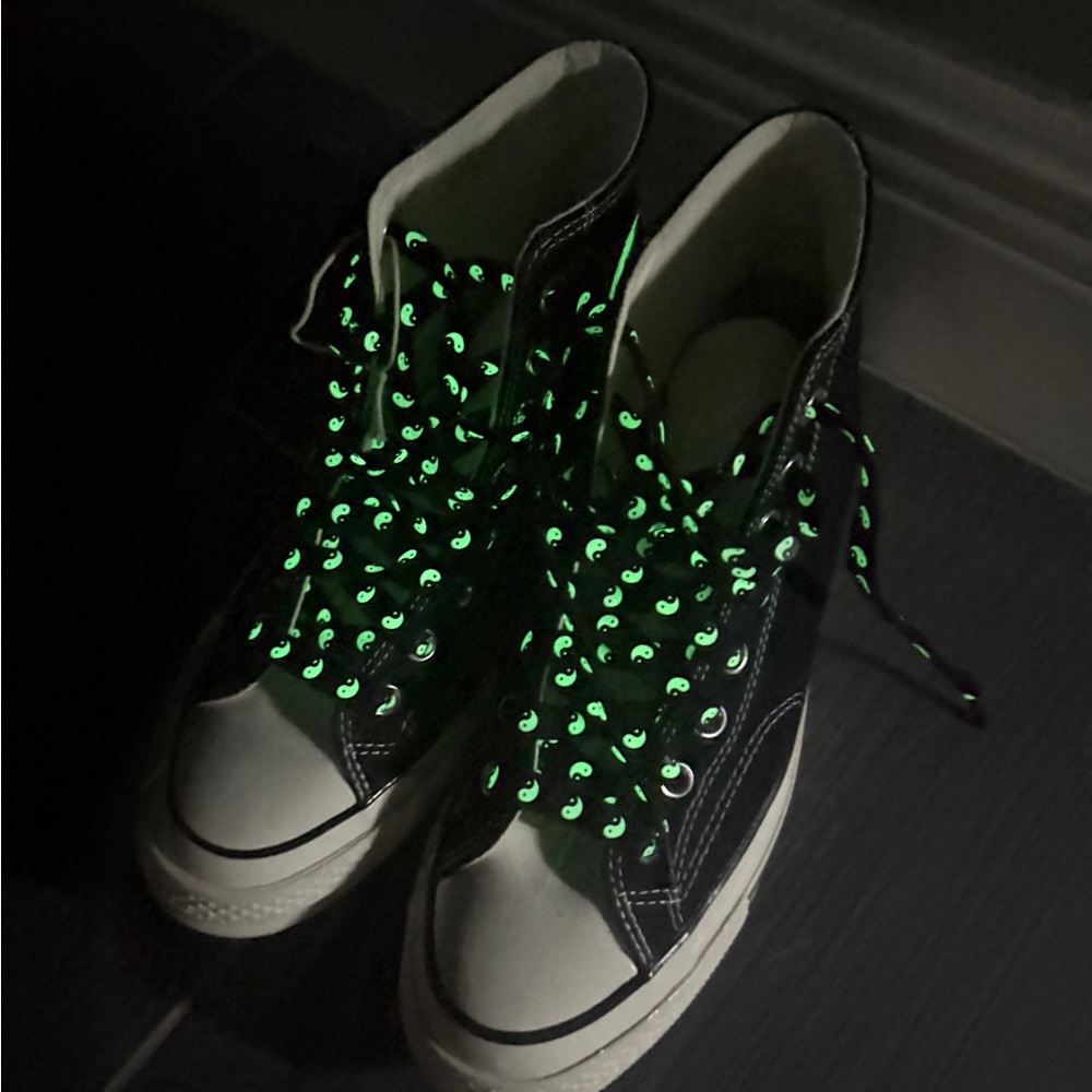 Chuck 70 All Star Yin-Yang - GLOW IN THE DARK (Unisex M8/W10) - Picture 9 of 9